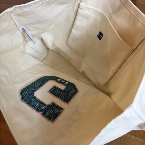 NWT GAP Cream Canvas Tote Bag with Green Accents - Picture 5 of 7